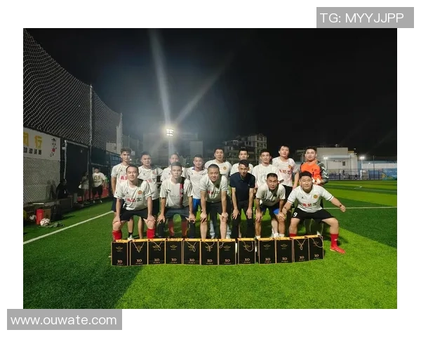 足球球星版恰恰舞动激情球场演绎非凡魅力打破传统舞蹈界限